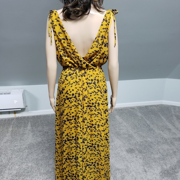 Everkaki Sun Dress - Picture 4 of 5